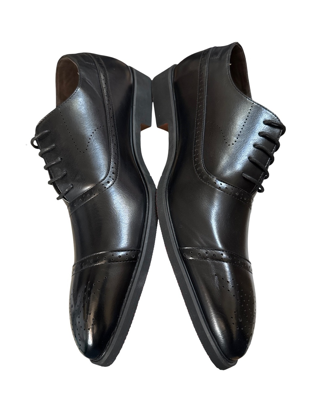 Classic Men’s Black Leather Cap-Toe Oxfords - Picture 5 of 9